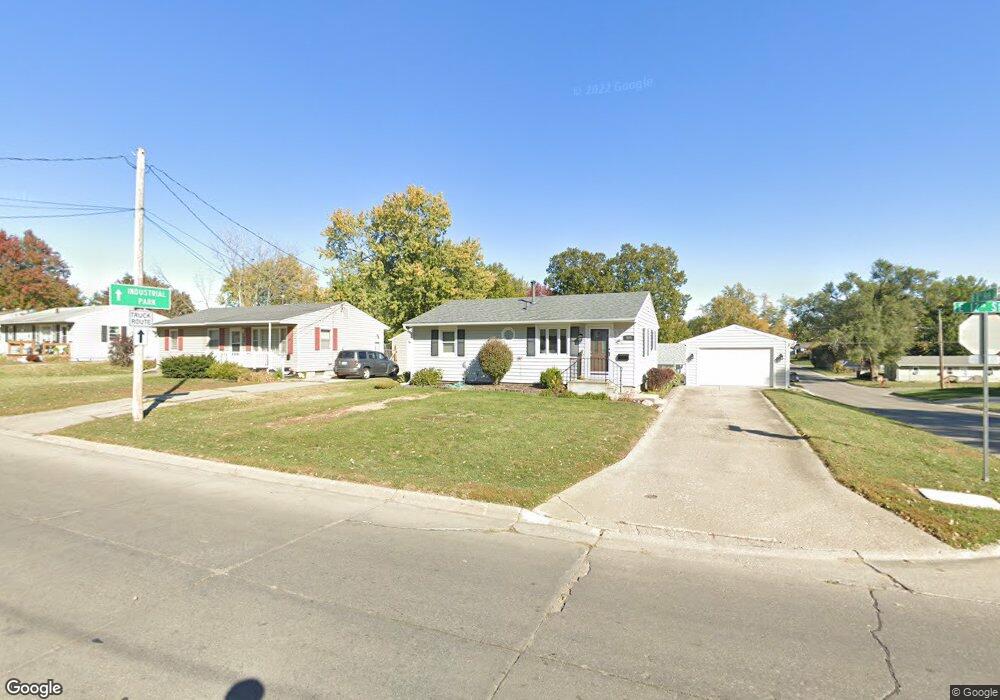 800 E 12th St N, Newton, IA 50208 - photo 1