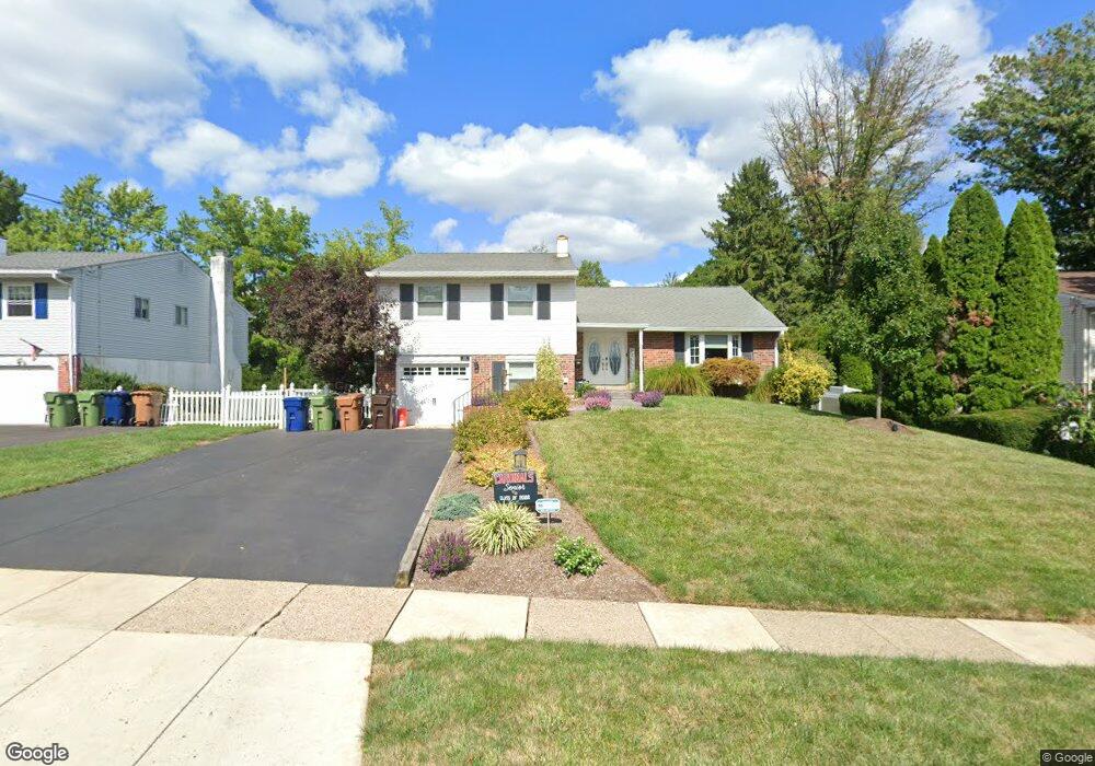 11 School Ln, Willow Grove, PA 19090 - photo 1