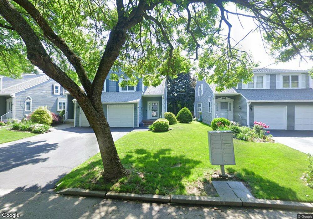 34 Arbor Dr, Providence, RI 02908 - photo 1