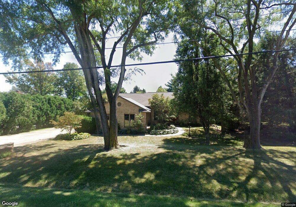 2367 Mound Rd, Jacksonville, IL 62650 - photo 1