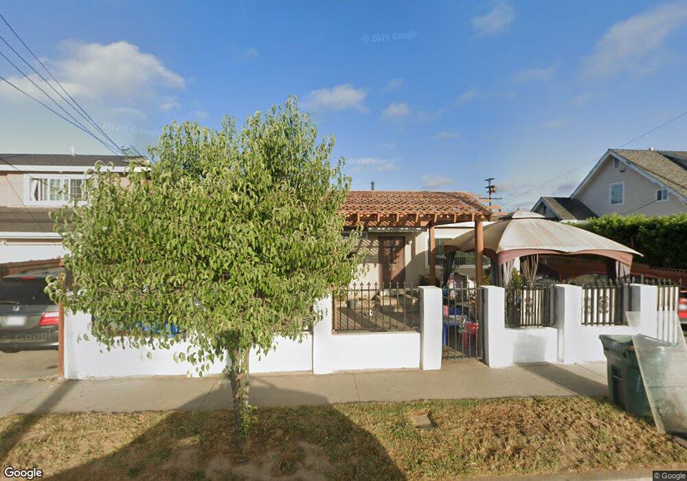 10413 S Freeman Ave, Inglewood, CA 90304 - photo 1