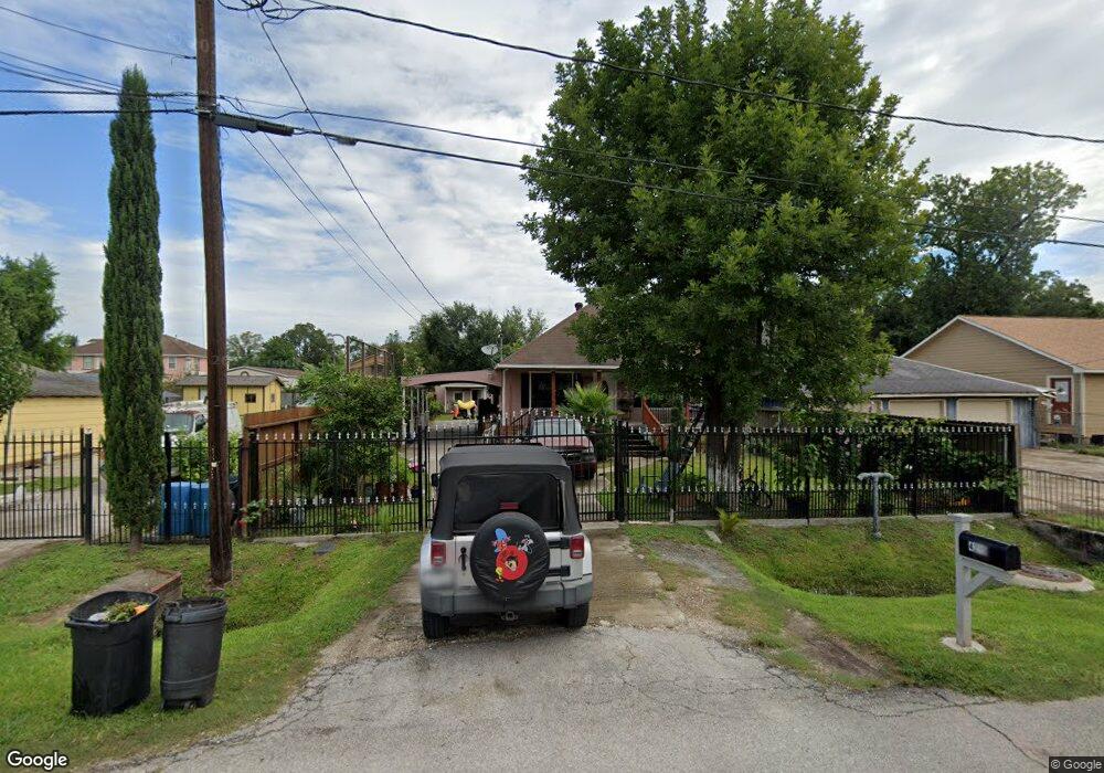 4215 Darwin St, Houston, TX 77093 - photo 1