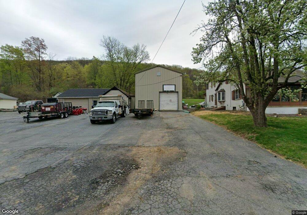 629 Manatawny Rd unit 1 1, Boyertown, PA 19512 - photo 1