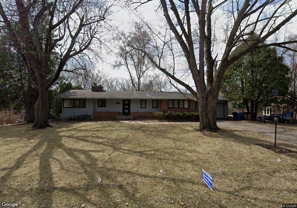 4167 Hillcrest Ln, Wayzata, MN 55391 - photo 1