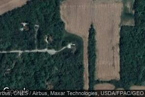 17601 Nine Oaks Dr, Spring Grove, MN 55974