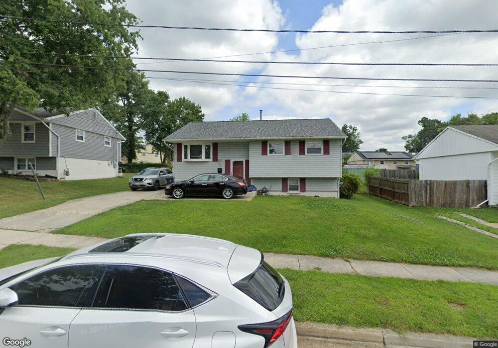 9210 Roxanne Dr, Lanham, MD 20706 - photo 1