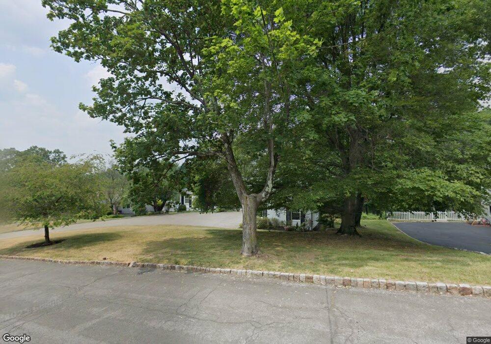 19 Kean Rd, Short Hills, NJ 07078 - photo 1