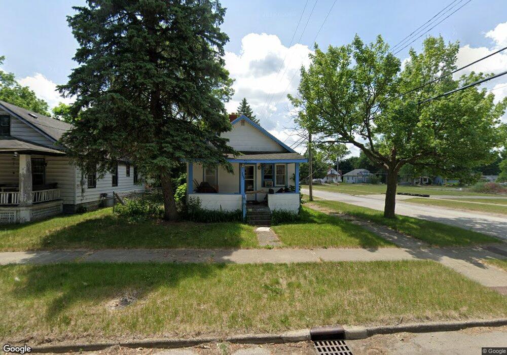 1702 Arizona Ave, Flint, MI 48506 - photo 1