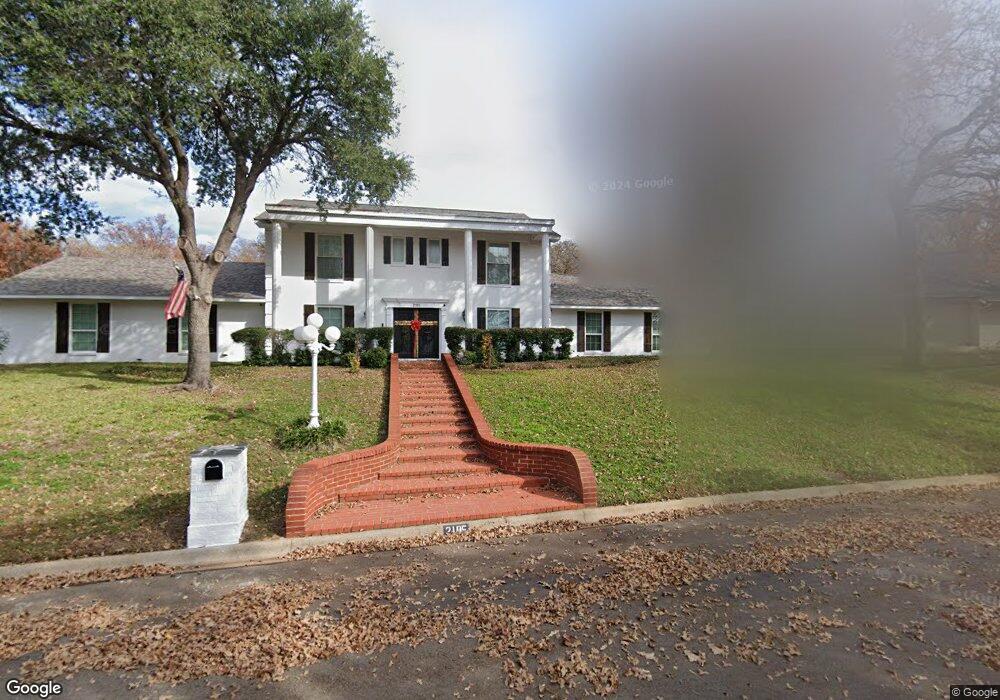 2105 Pembrooke Place, Denton, TX 76205 - photo 1