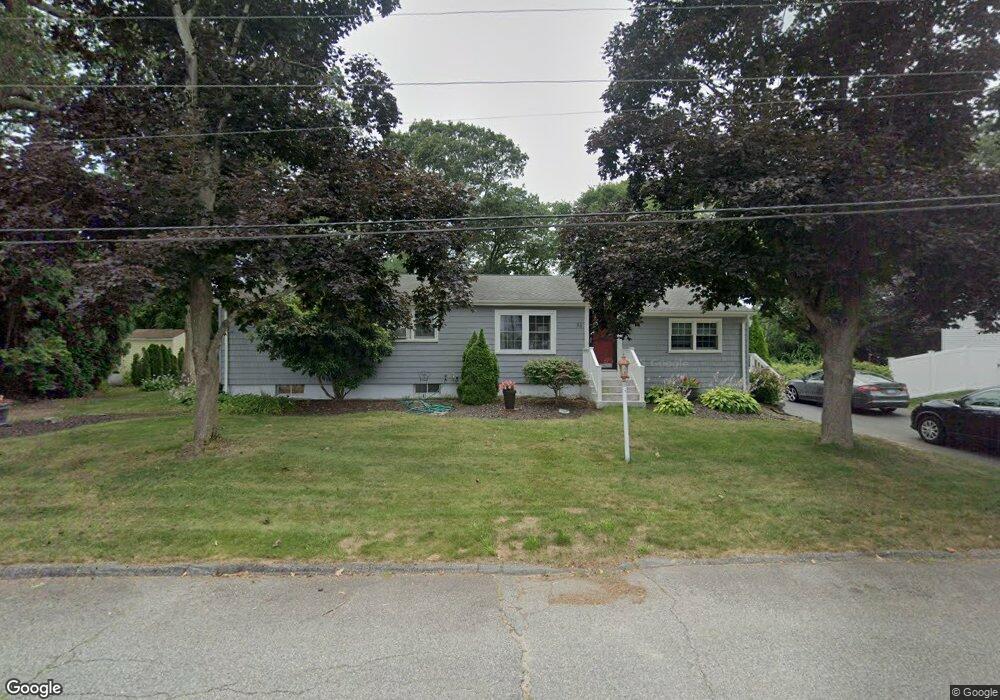 35 Viscount Rd, Warwick, RI 02889 - photo 1