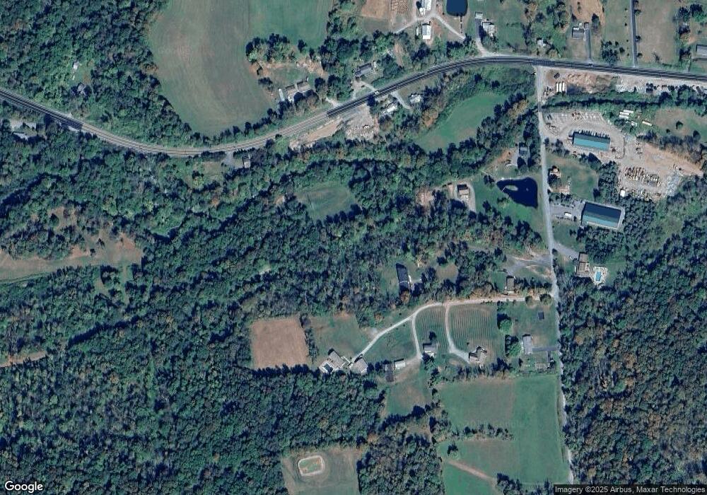 29 Gallik Rd, Waymart, PA 18472 - photo 1