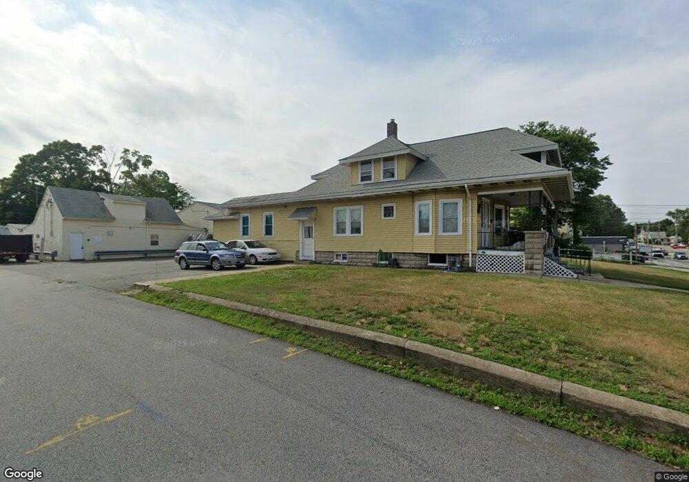 2109 Elmwood Ave, Warwick, RI 02888 - photo 1