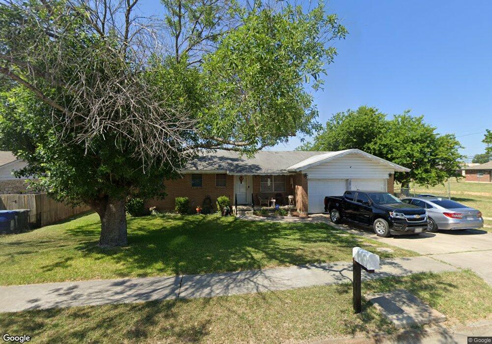 302 E Avenue B, Copperas Cove, TX 76522 - photo 1
