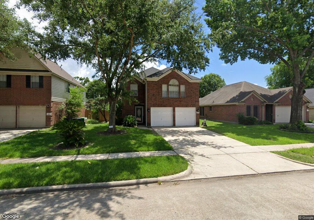 3639 Villa Glen Dr, Houston, TX 77088 - photo 1