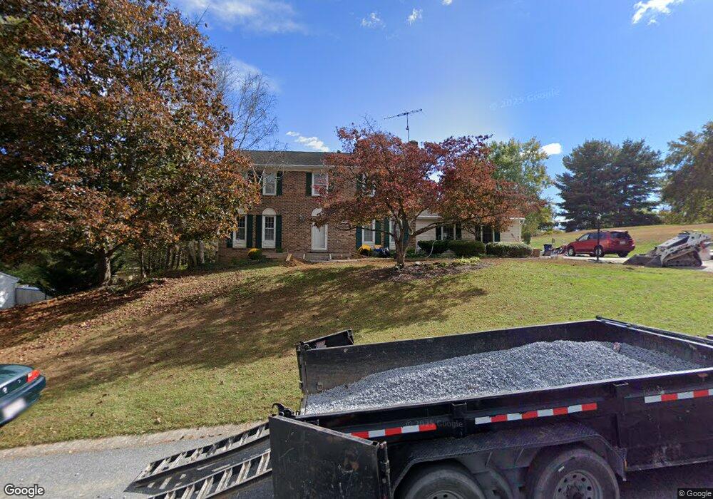 5387 View Point Ct, Sykesville, MD 21784 - photo 1