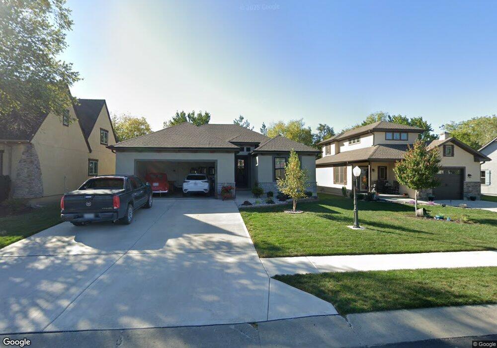 2101 Chateau Place, Raymore, MO 64083 - photo 1