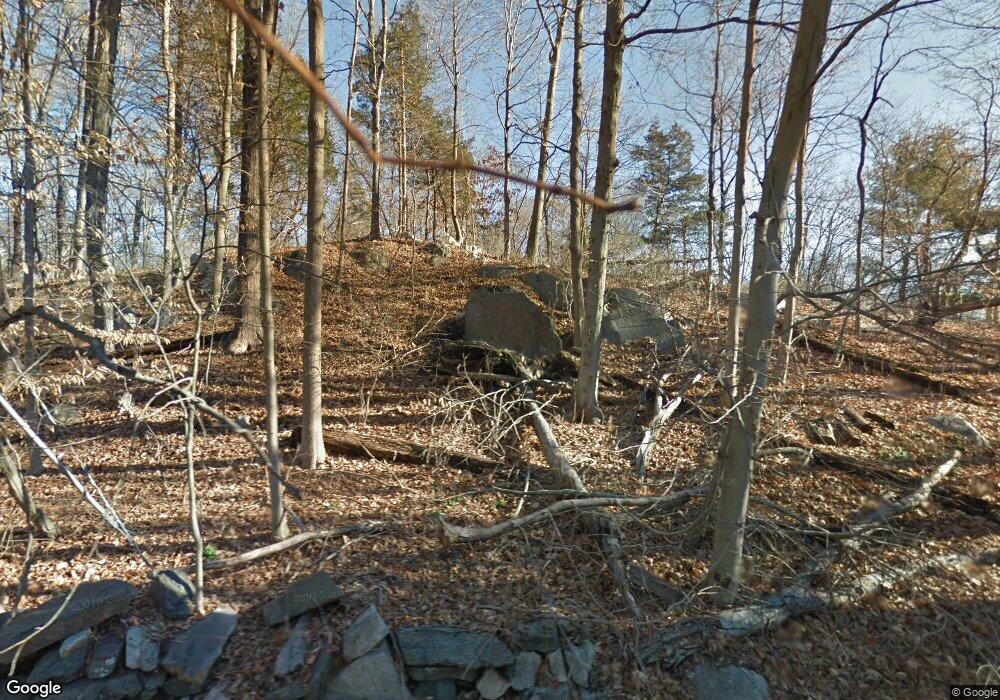 471 Cognewaugh Rd, Cos Cob, CT 06807 - photo 1