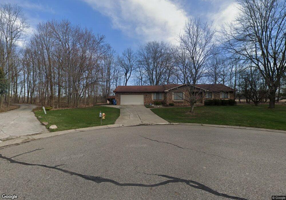 8314 Cole Creek Ct, Flushing, MI 48433 - photo 1