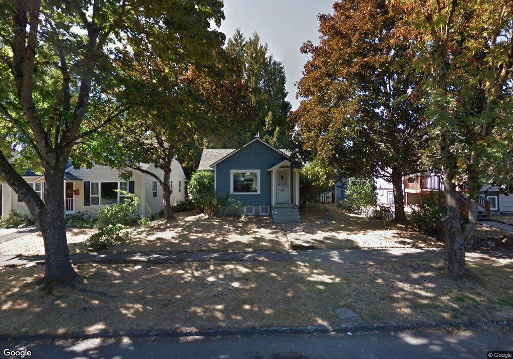 1045 18th St NE, Salem, OR 97301 - photo 1