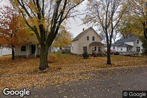 430 2nd St S, Winsted, MN 55395