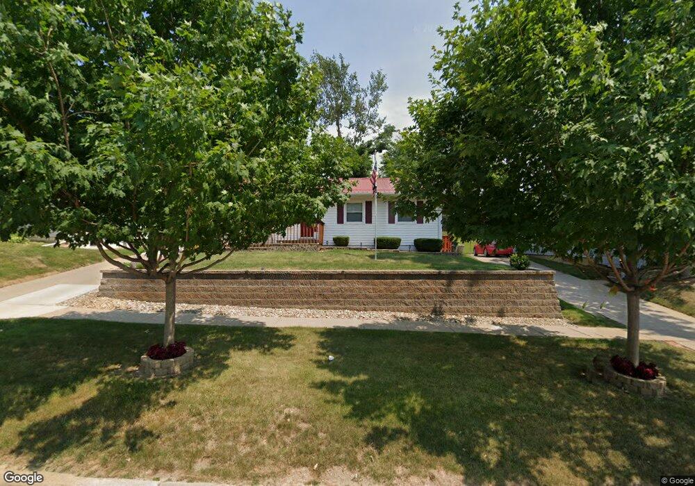 1101 18th St NW, Cedar Rapids, IA 52405 - photo 1