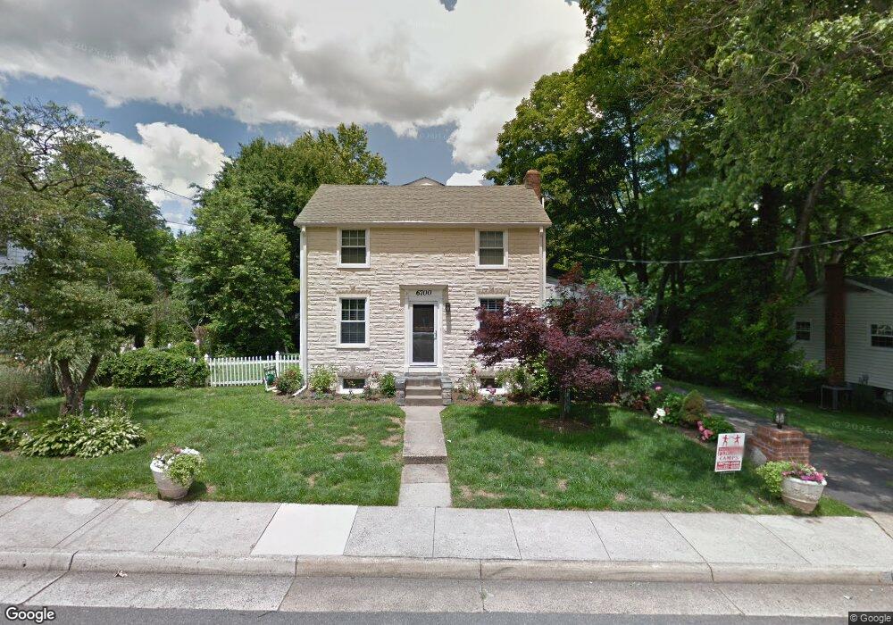 6700 Osborn St, Falls Church, VA 22046 - photo 1