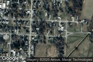 216 E Cedar St, Sumner, IL 62466