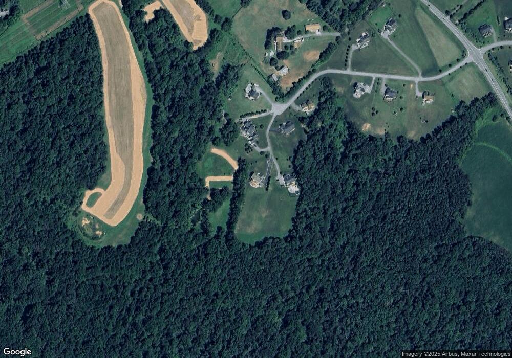 4900 Marabrooke Dr, Eldersburg, MD 21784 - photo 1