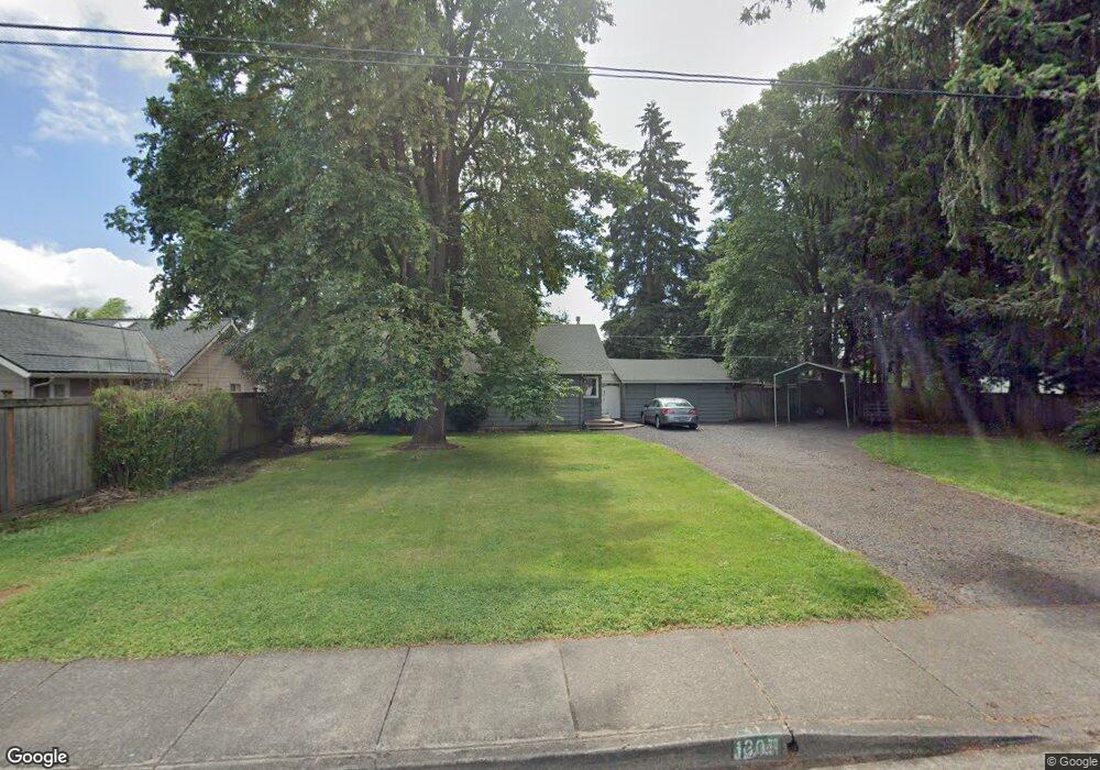 1305 Bogart Ln, Eugene, OR 97401 - photo 1