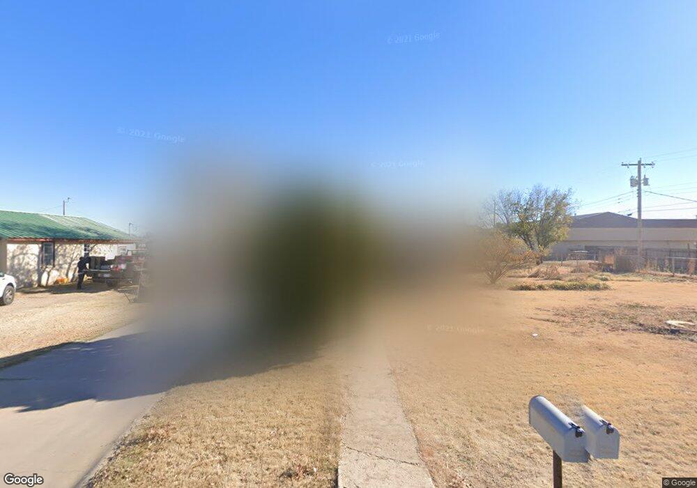 608 Canyon St, Plainview, TX 79072 - photo 1