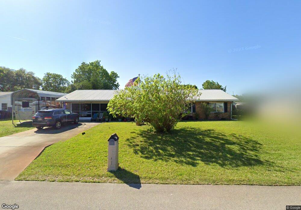 520 Lincoln Ave, Titusville, FL 32796 - photo 1