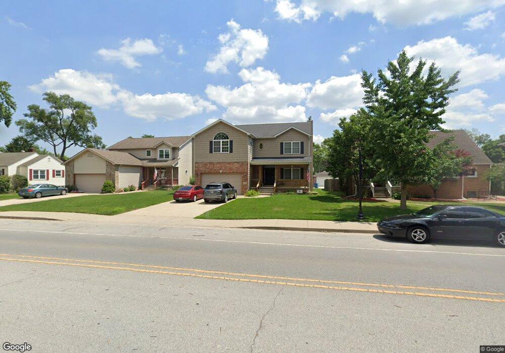 711 N Broad St, Griffith, IN 46319 - photo 1