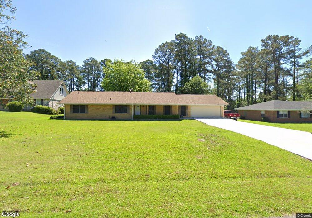 512 Holiday Cir, Pineville, LA 71360 - photo 1