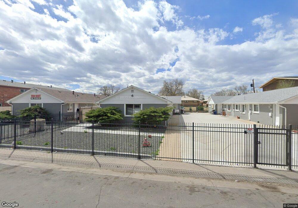 1641 Alton St, Aurora, CO 80010 - photo 1