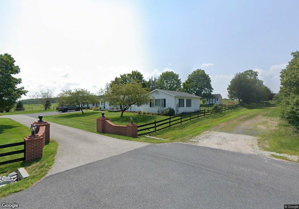 185 Windbriar Ln unit 11, Gettysburg, PA 17325 - photo 1