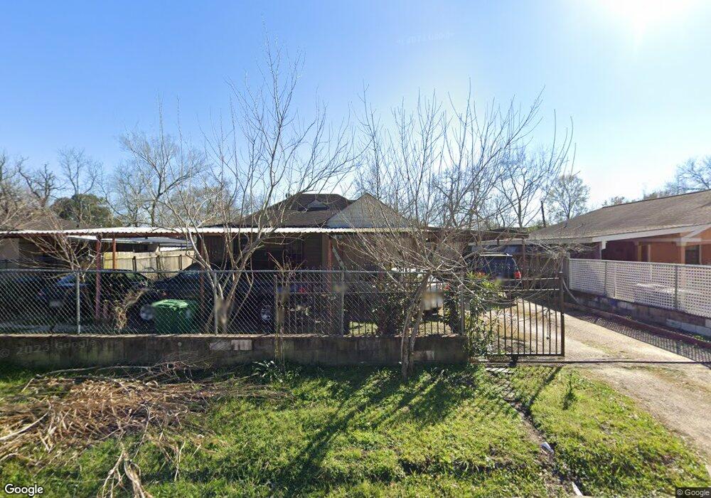 7014 Kinney St, Houston, TX 77087 - photo 1