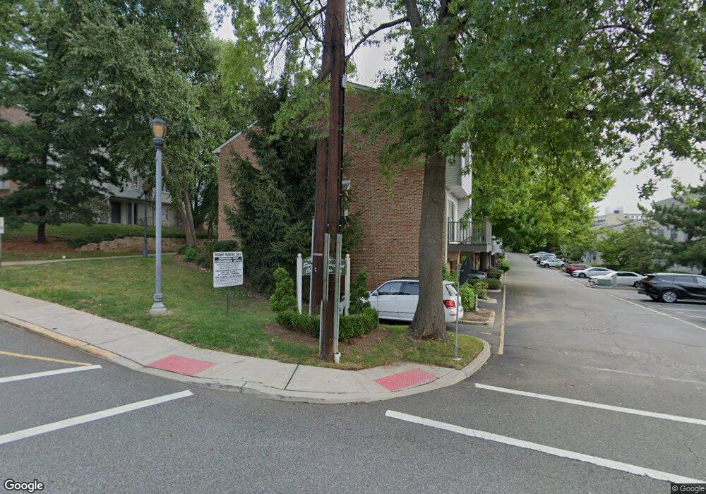 102 Panorama Dr, Edgewater, NJ 07020 - photo 1