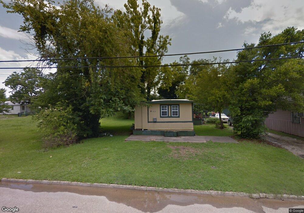 628 Jackson St, Lake Charles, LA 70601 - photo 1