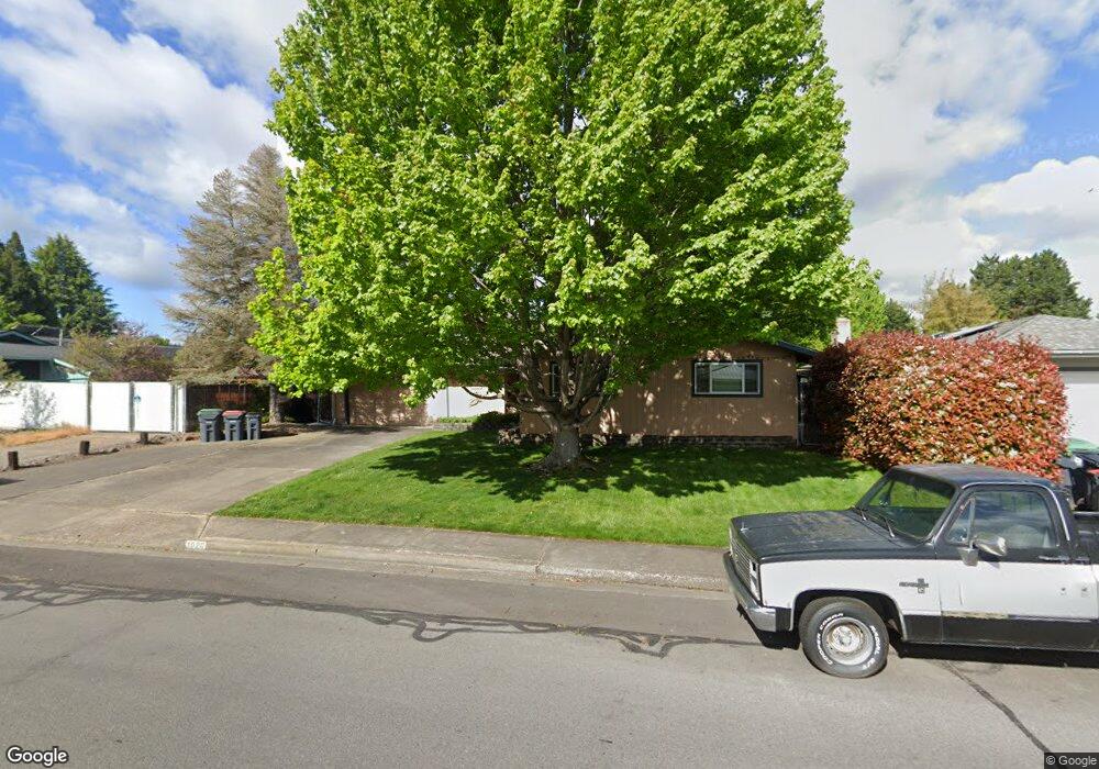 1020 Freeman Rd, Central Point, OR 97502 - photo 1