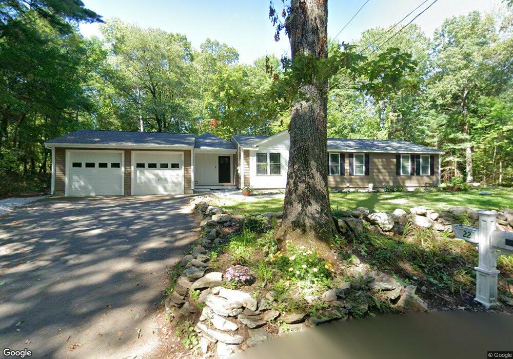 22 French Ct, Dunstable, MA 01827 - photo 1