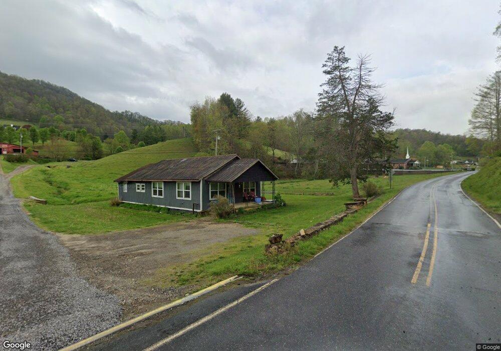 876 Pleasant Valley Rd, Burnsville, NC 28714 - photo 1