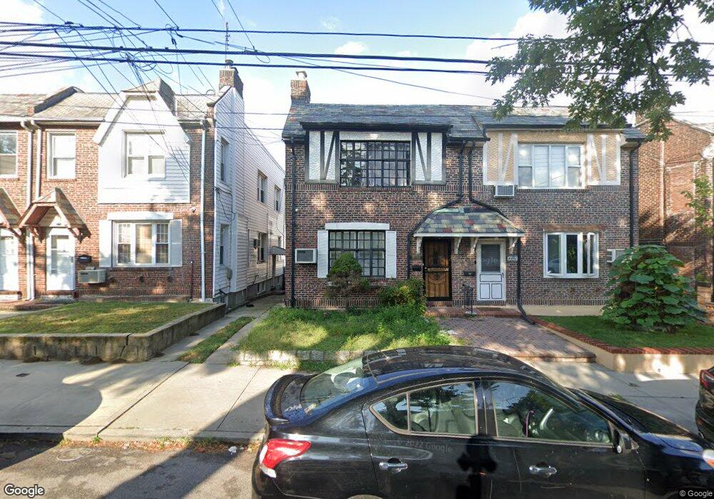 8264 166th St, Jamaica, NY 11432 - photo 1