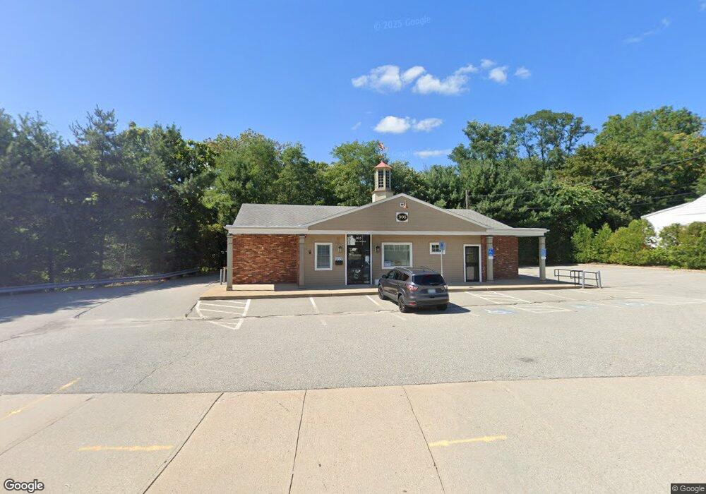 905 Pontiac Ave, Cranston, RI 02920 - photo 1