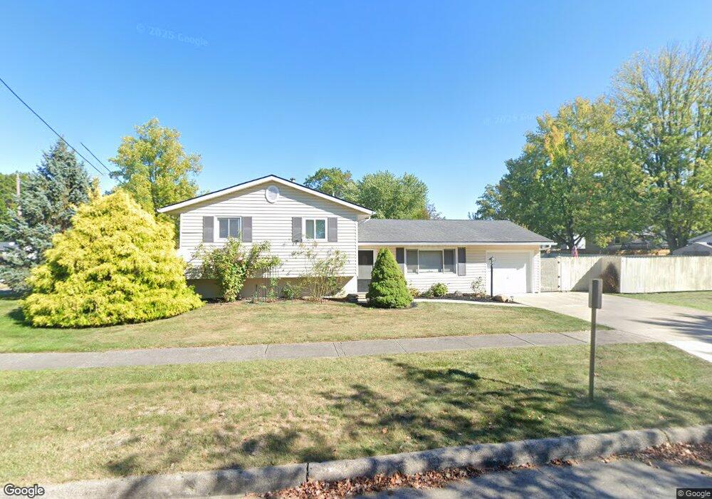 4111 Mohawk Dr, Lorain, OH 44055 - photo 1