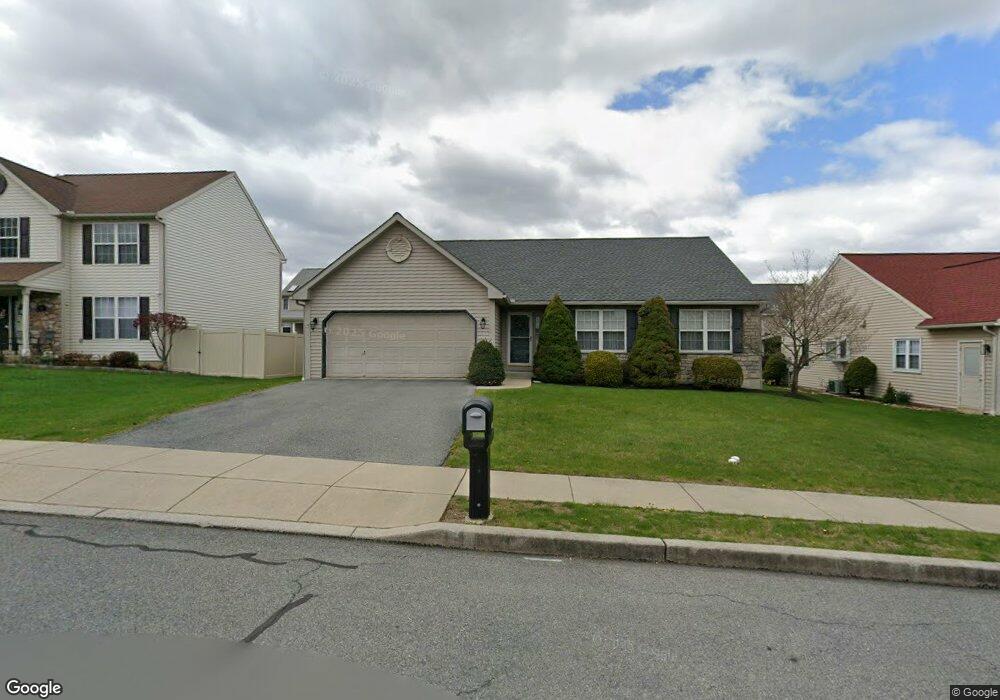 1016 Bowman St, Reading, PA 19605 - photo 1