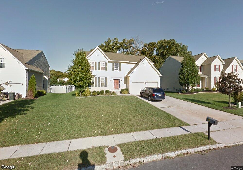 541 Maidstone Dr, Williamstown, NJ 08094 - photo 1