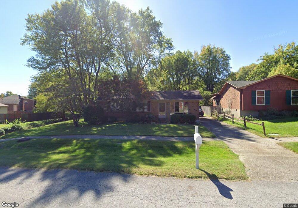 8127 Rochelle Rd, Louisville, KY 40228 - photo 1