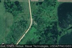 12974 Pioneer Rd, Wyoming, IA 52362