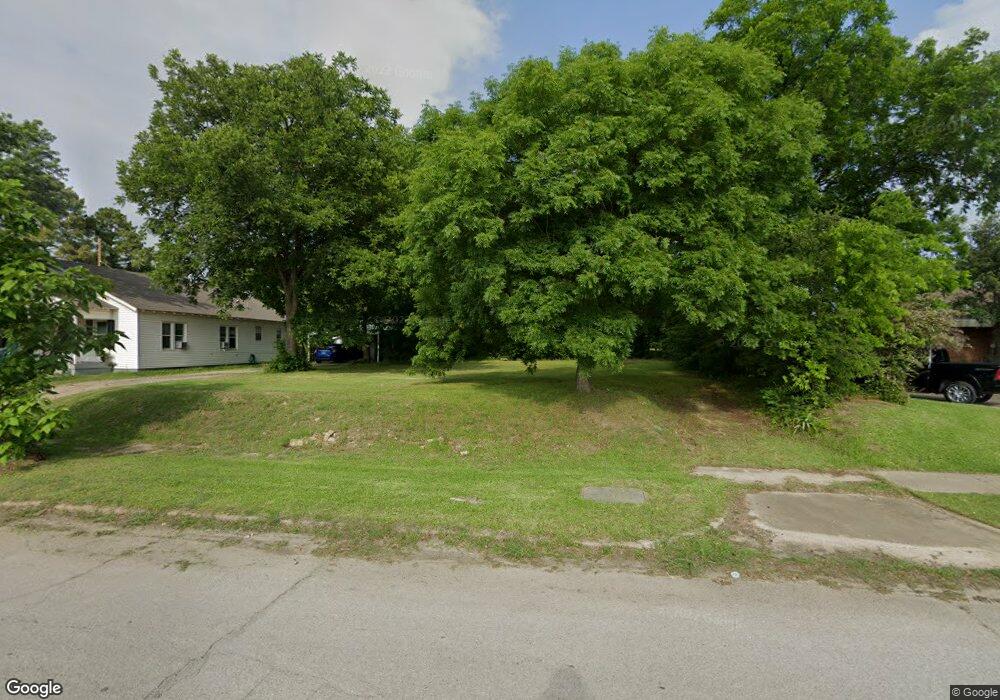 332 D St NW, Ardmore, OK 73401 - photo 1