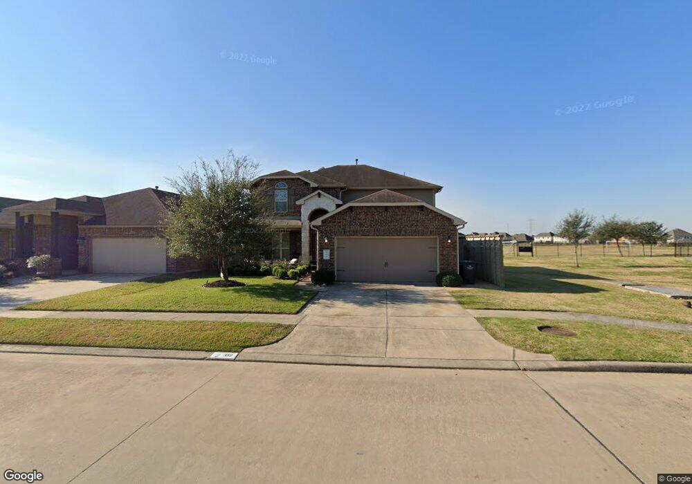 319 Kendall Crest Dr, Alvin, TX 77511 - photo 1